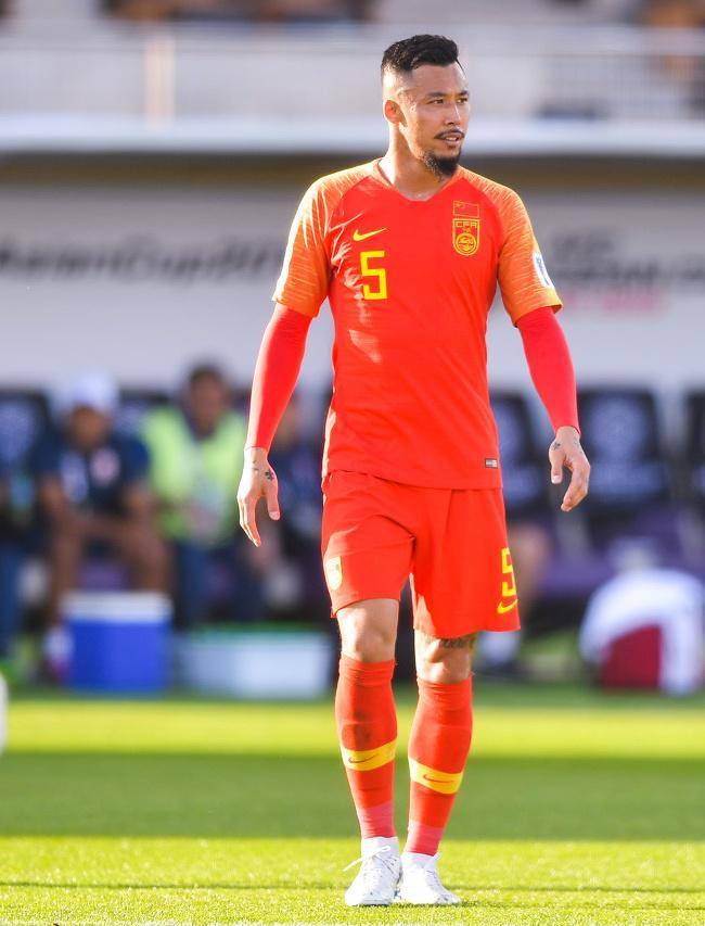 足球张琳芃什么水平 足球张琳芃什么水平