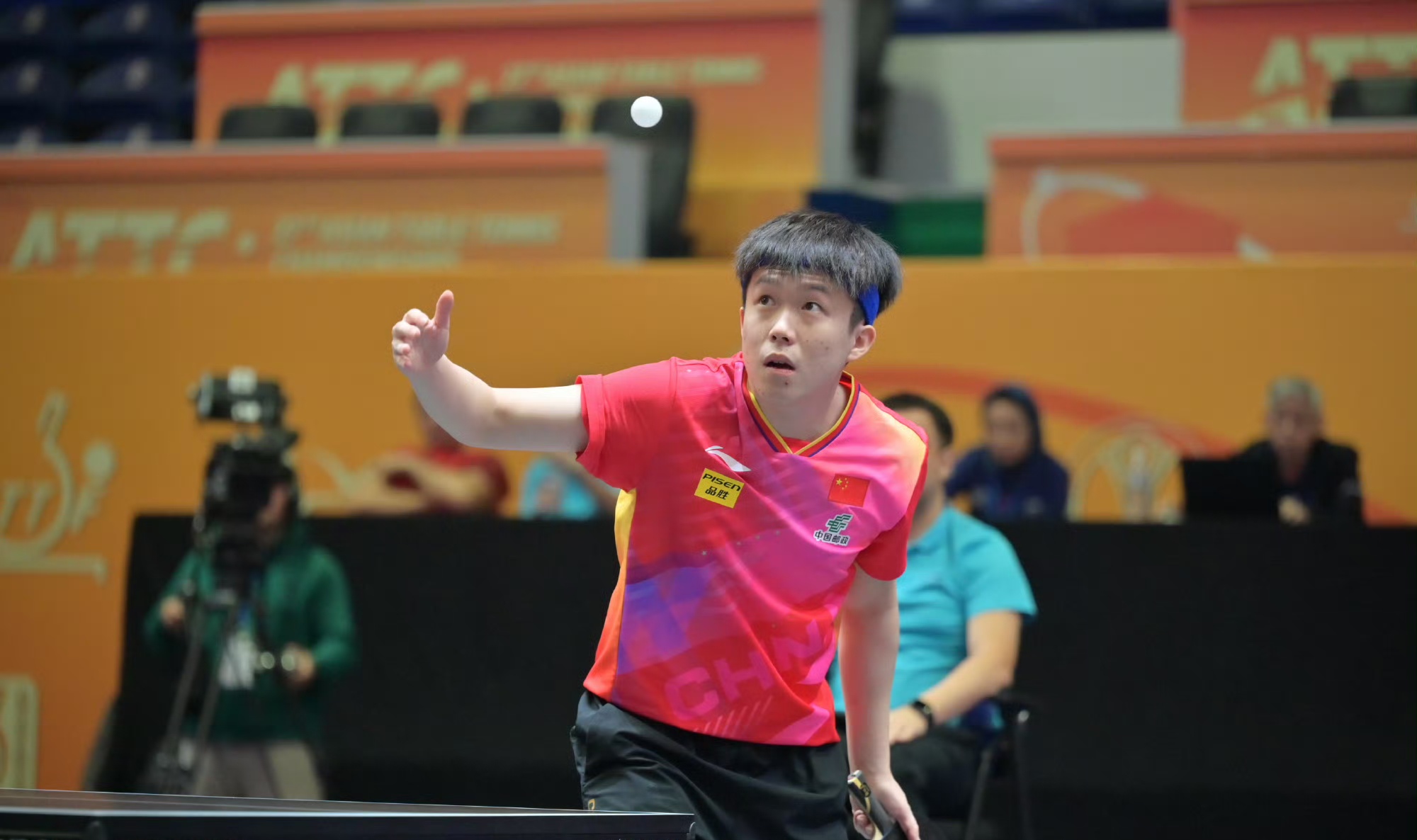 伊朗强队轻松晋级下一轮比赛是什么